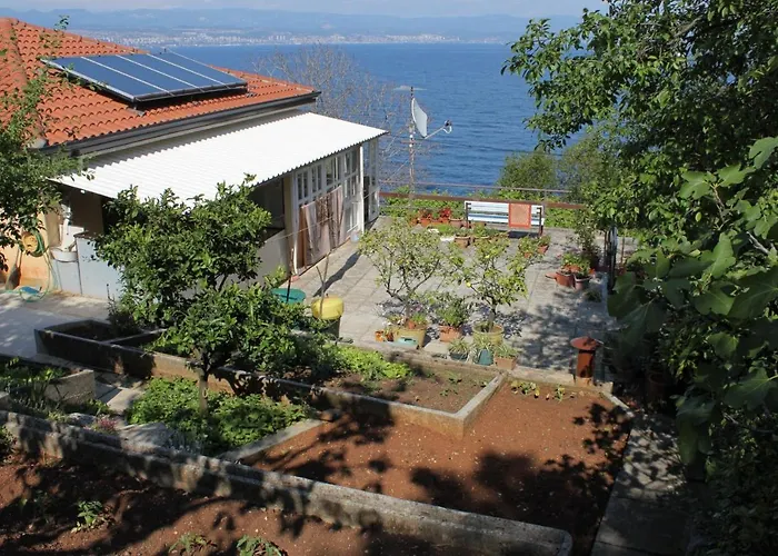 Гостевой дом By The Sea Medveja, Opatija - 7775 3*