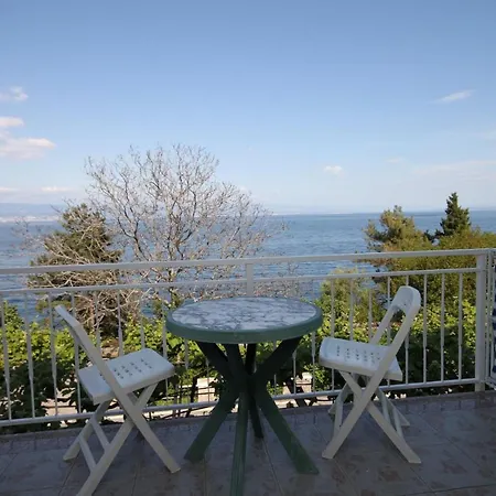 Гостевой дом By The Sea Medveja, Opatija - 7775 Ловран